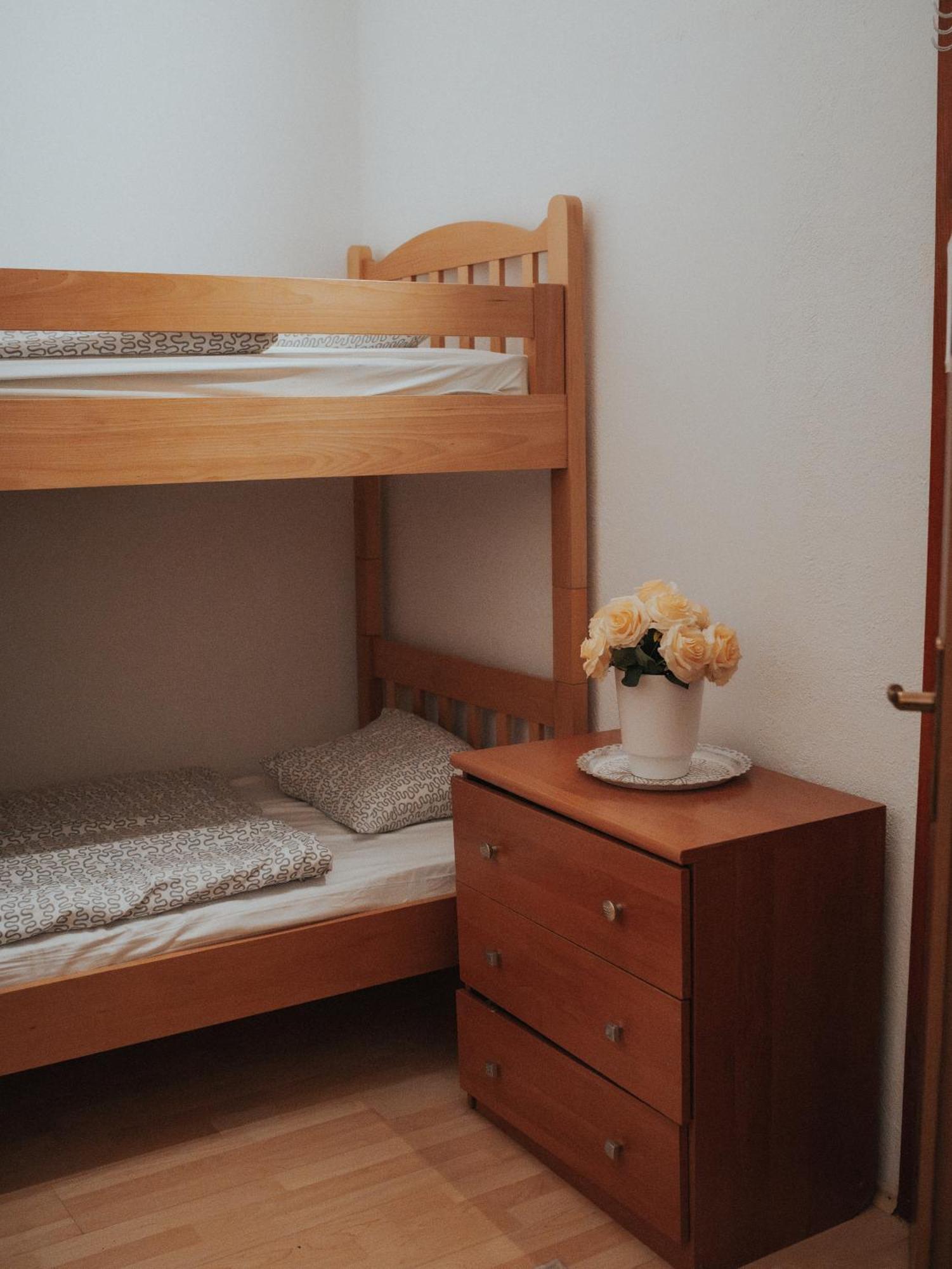 Hostel Scardona Skradin Eksteriør billede