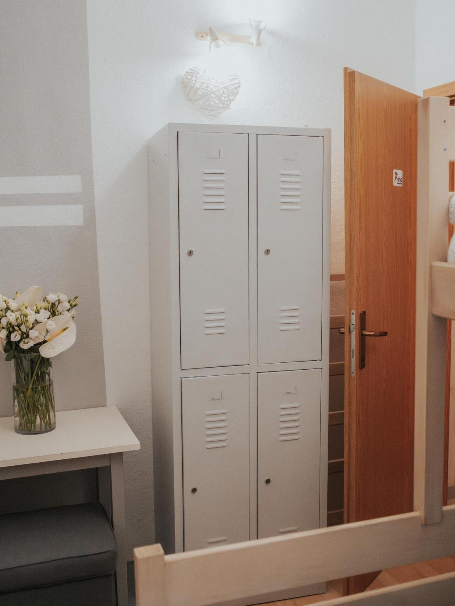Hostel Scardona Skradin Eksteriør billede
